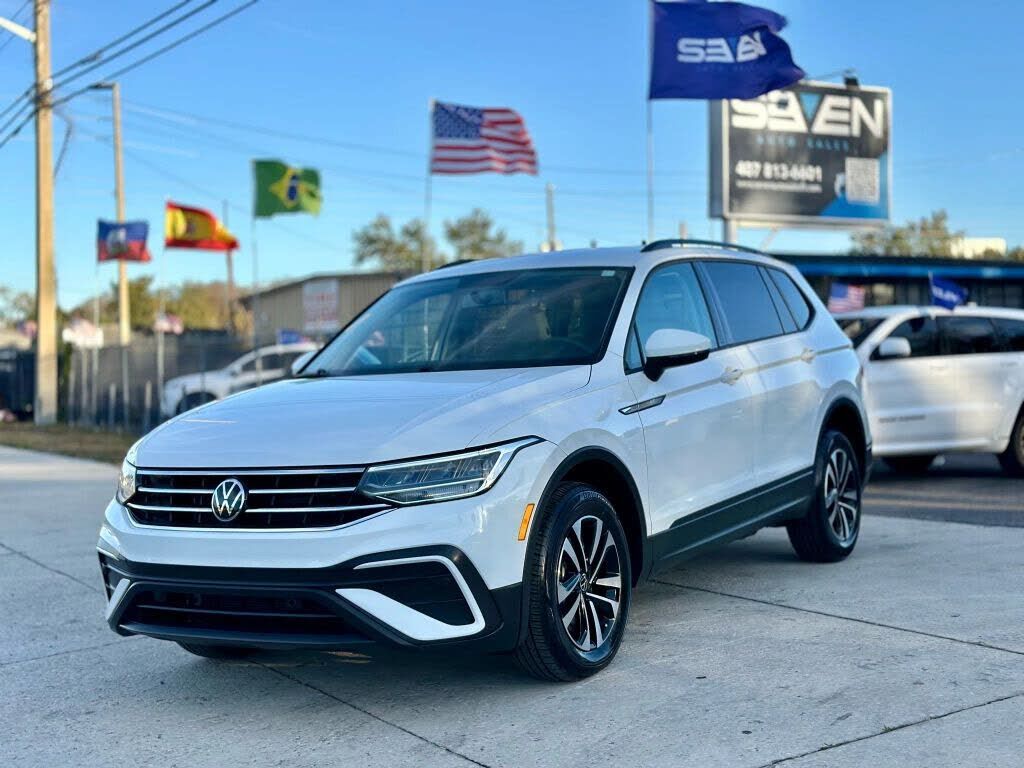 2022 VOLKSWAGEN Tiguan