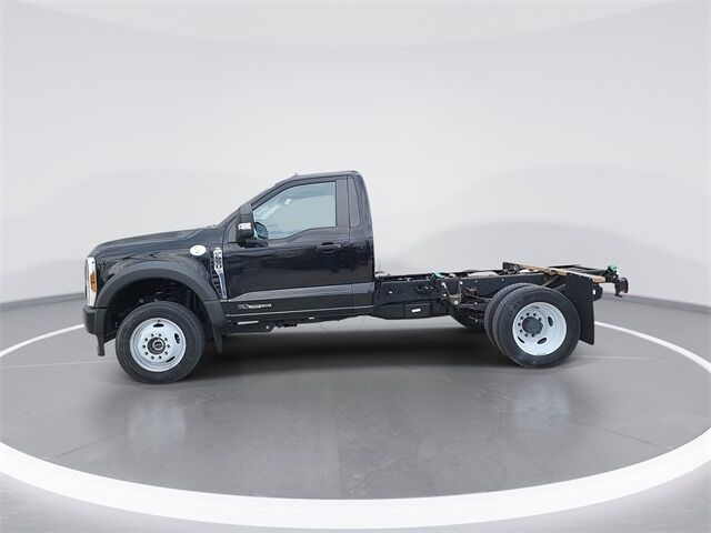 2024 FORD F-550