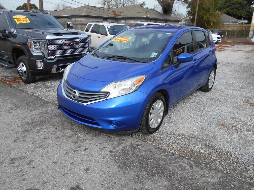 2016 NISSAN Versa