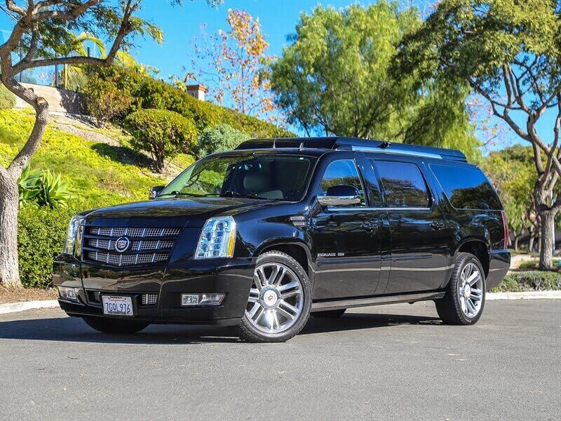 2014 CADILLAC Escalade
