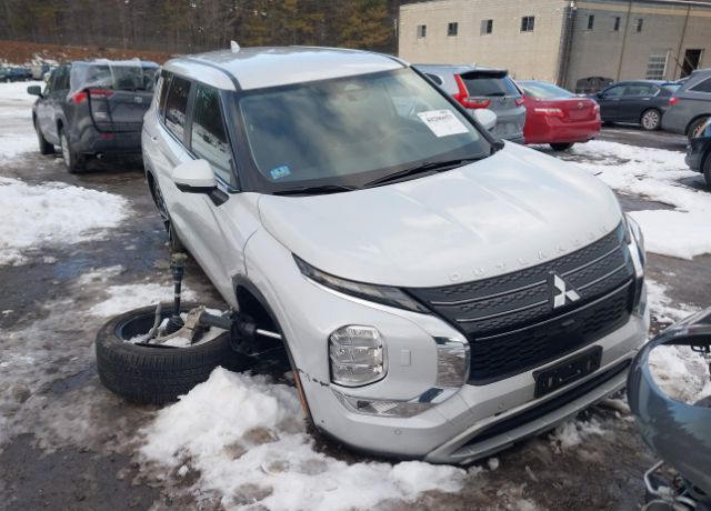 2023 MITSUBISHI Outlander