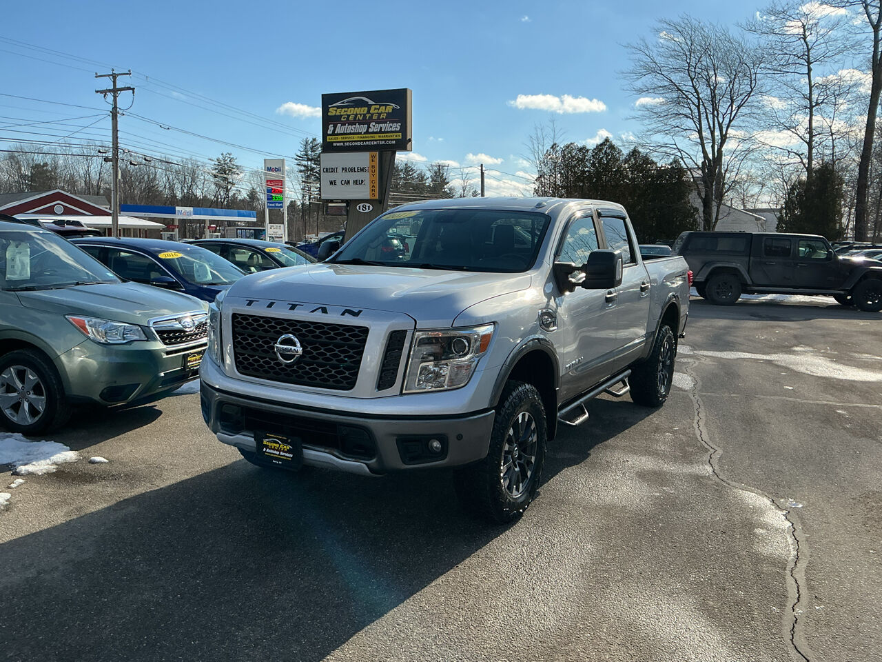 2017 NISSAN Titan
