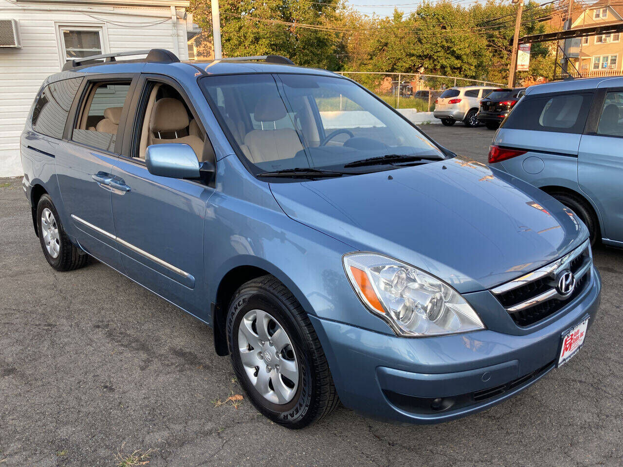 2008 HYUNDAI Entourage
