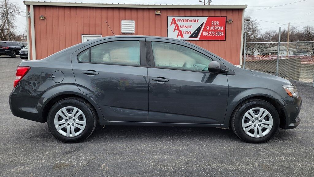 2019 CHEVROLET Sonic