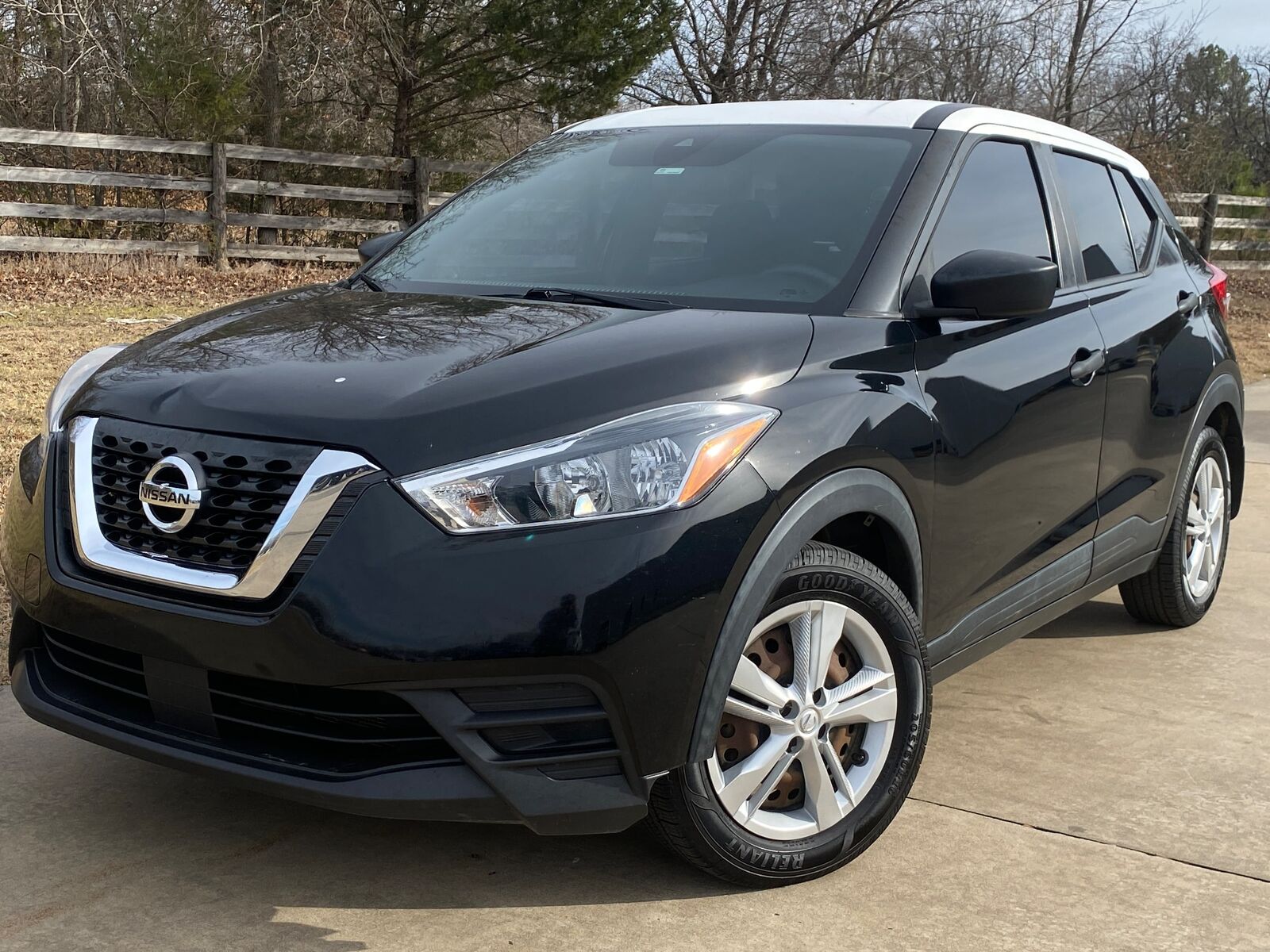 2020 NISSAN Kicks