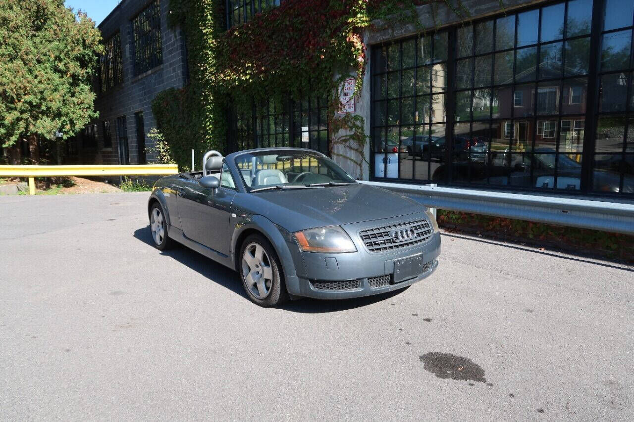 2004 AUDI TT