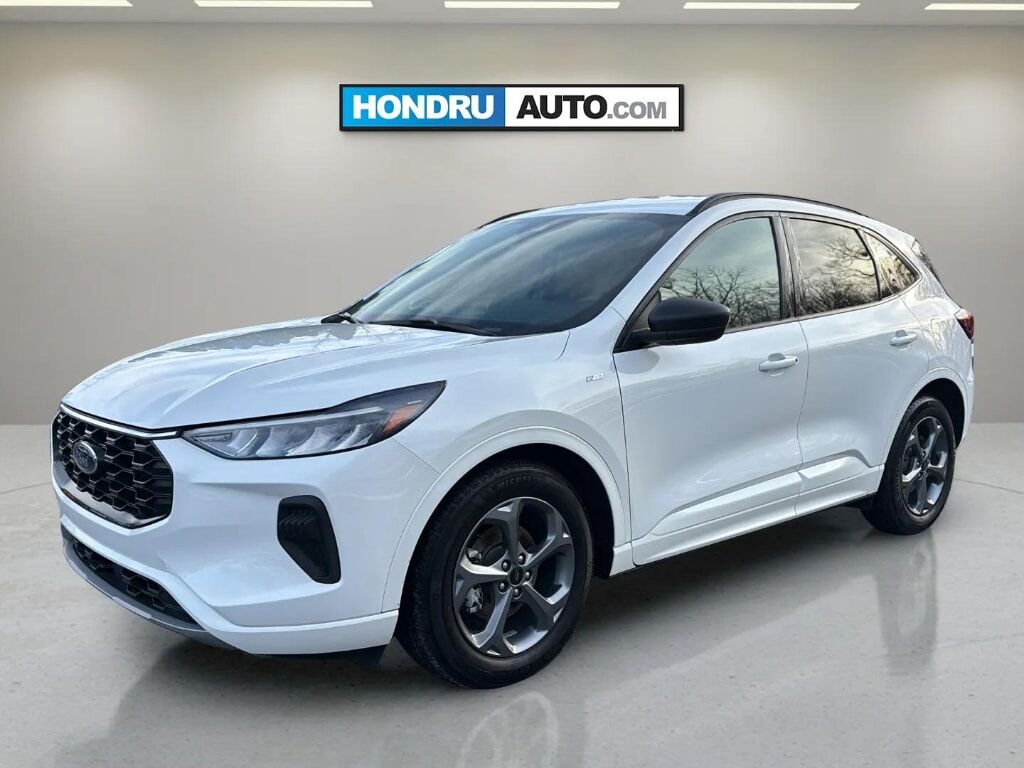 2023 FORD Escape