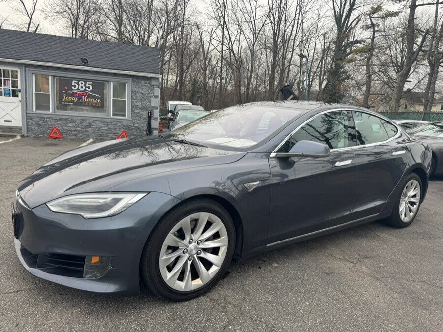 2016 TESLA Model S