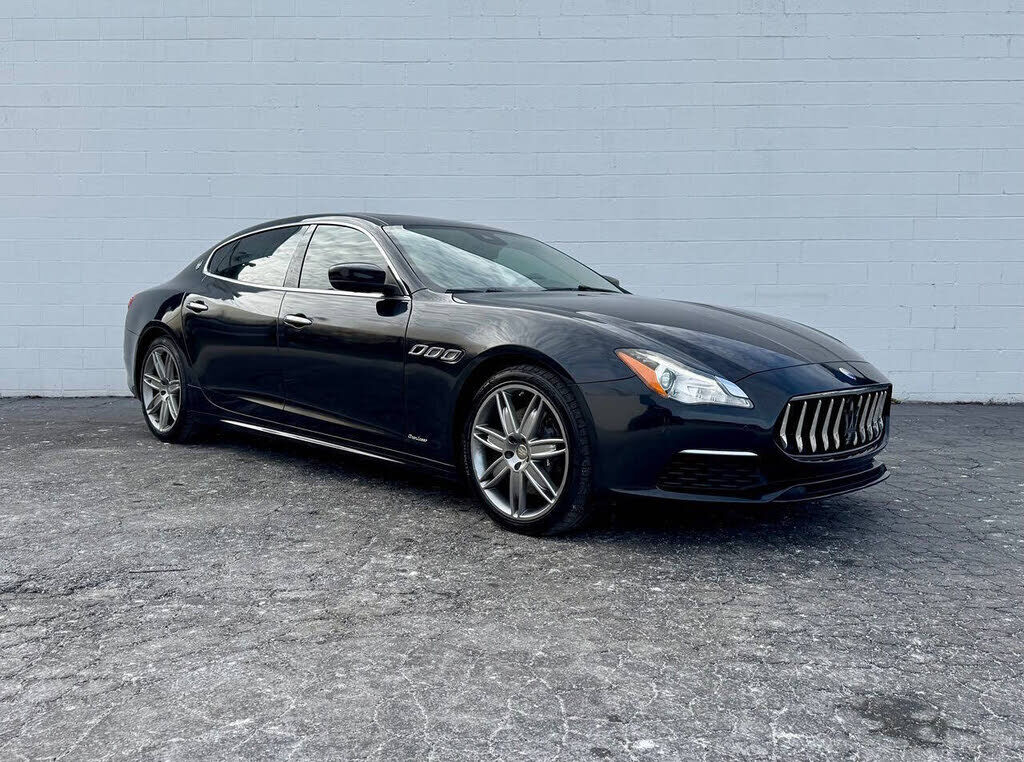 2017 MASERATI Quattroporte