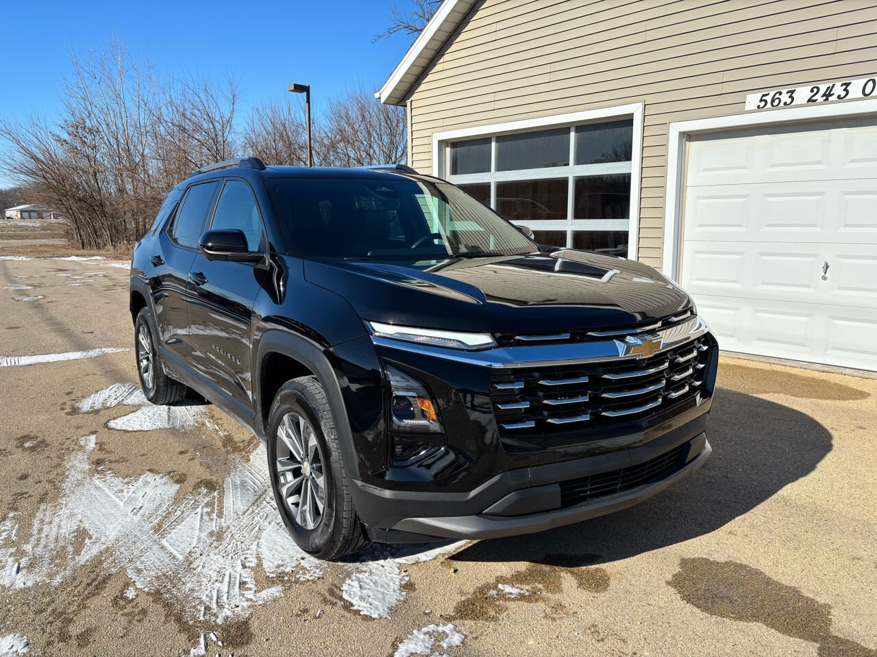 2025 CHEVROLET Equinox