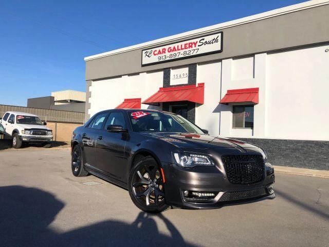 2023 CHRYSLER 300