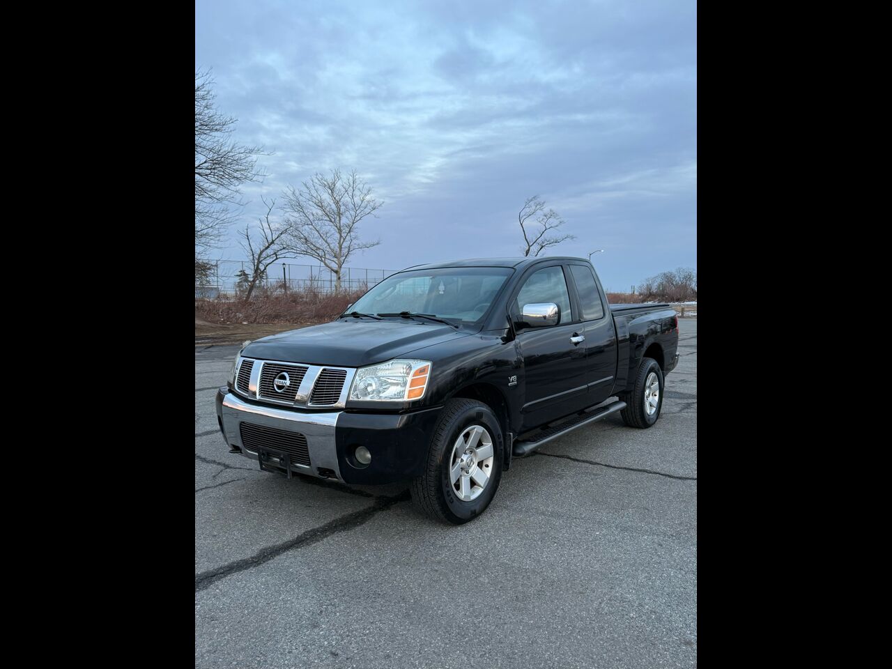 2004 NISSAN Titan