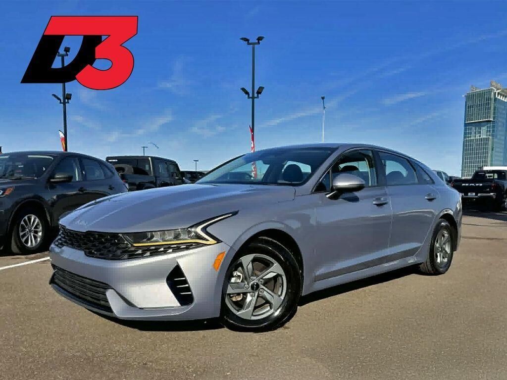 2022 KIA K5