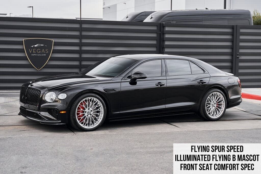 2025 BENTLEY Flying Spur
