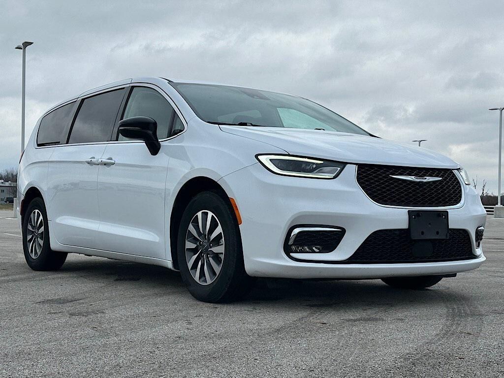 2024 CHRYSLER Pacifica