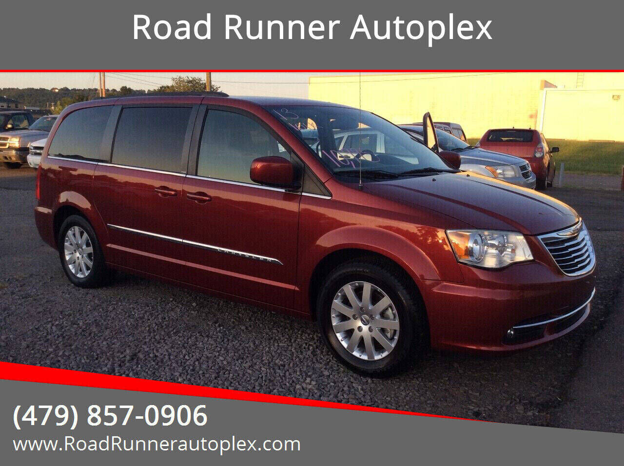 2013 CHRYSLER Town and Country