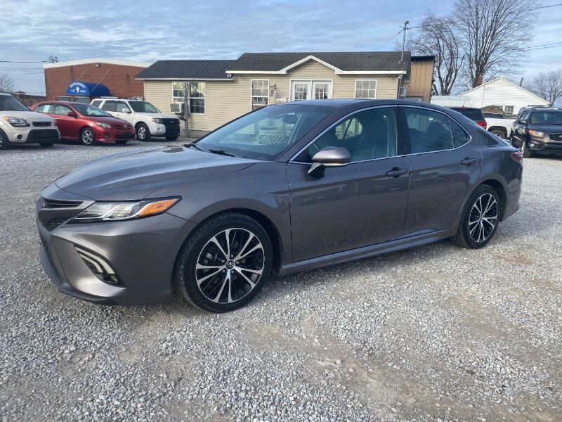 2018 TOYOTA Camry