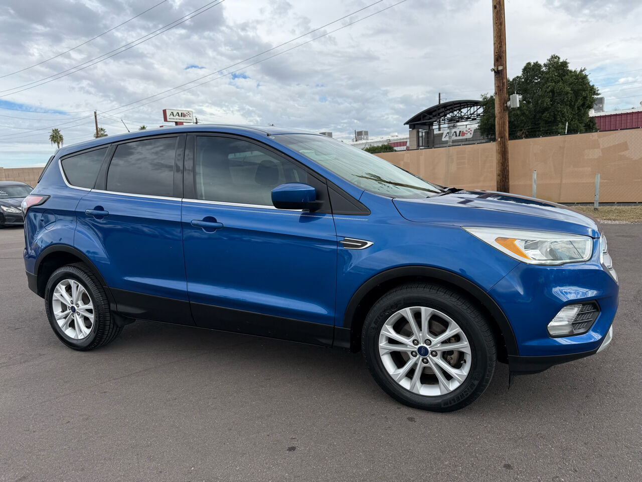 2017 FORD Escape