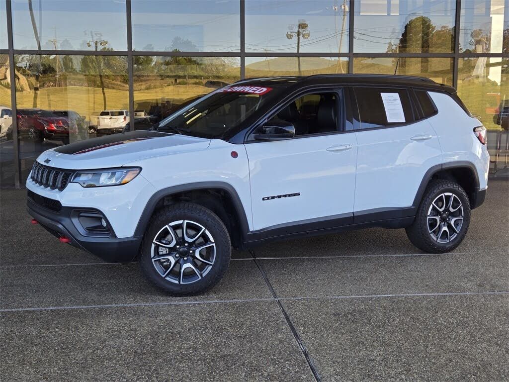 2024 JEEP Compass