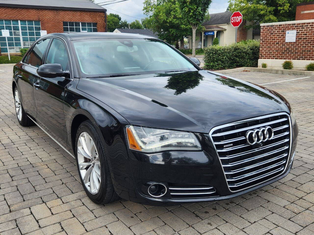 2014 AUDI A8