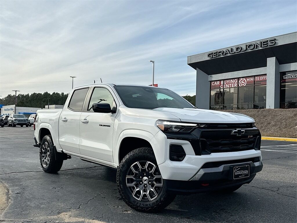 2026 CHEVROLET Colorado