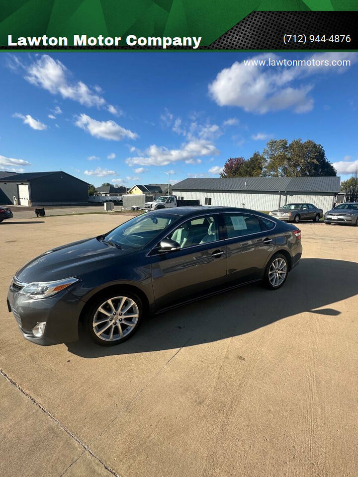 2013 TOYOTA Avalon