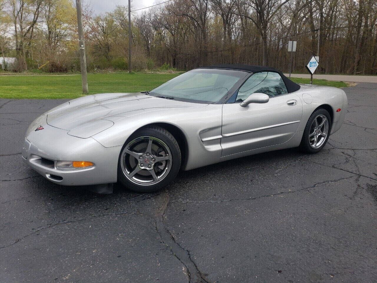 2004 CHEVROLET Corvette