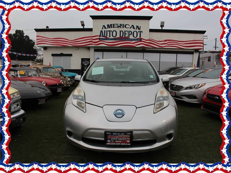 2012 NISSAN Leaf