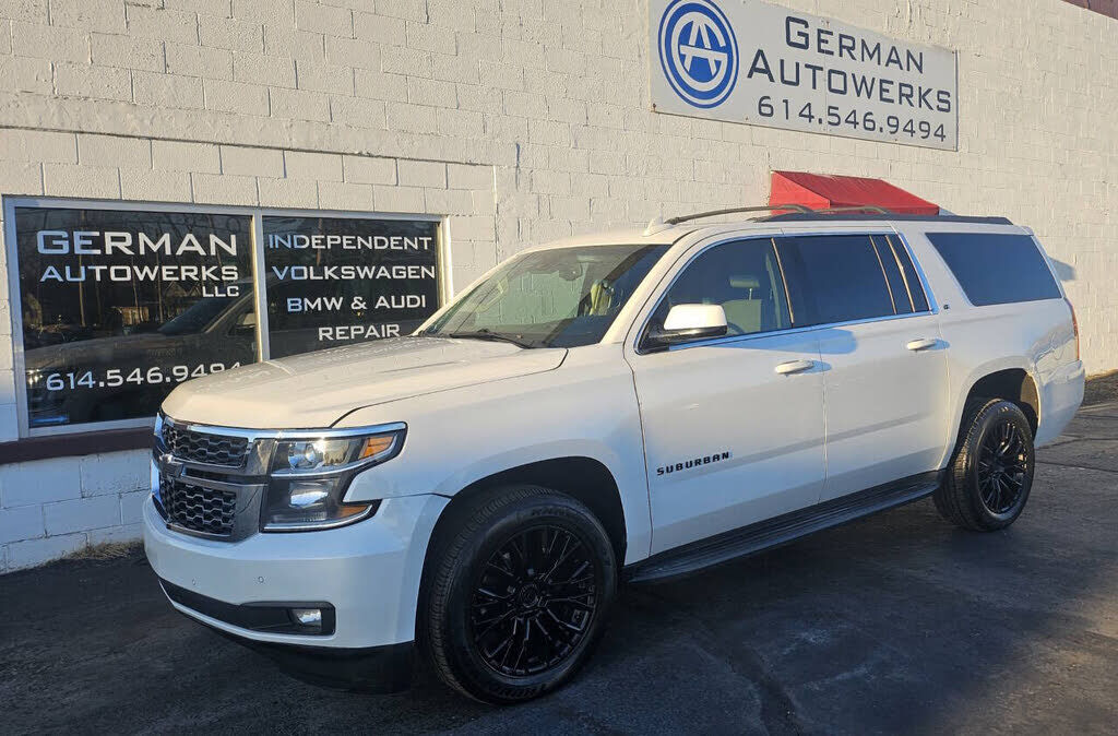 2016 CHEVROLET Suburban