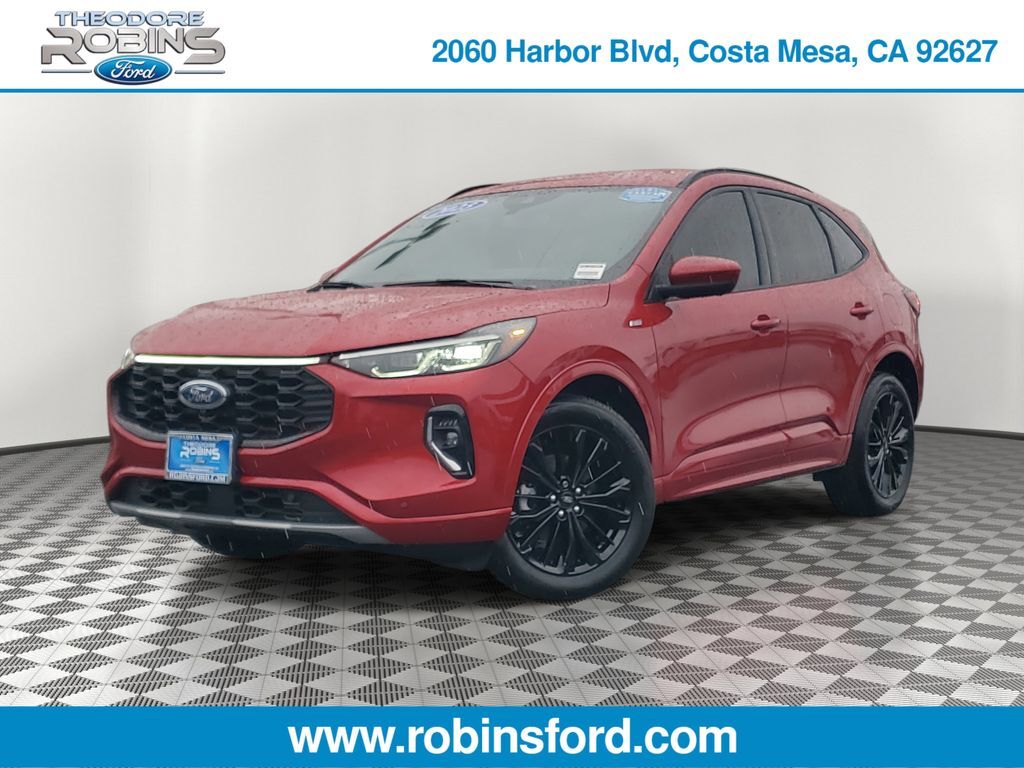 2023 FORD Escape