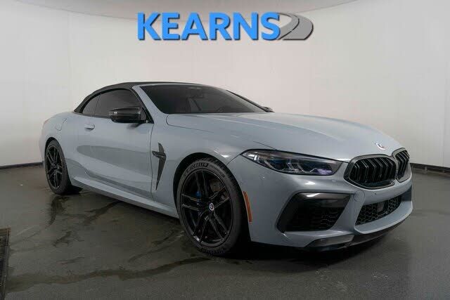 2023 BMW M8