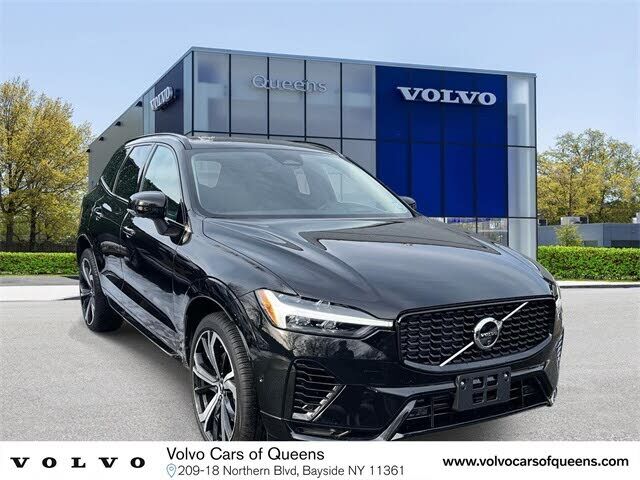 2025 VOLVO XC60