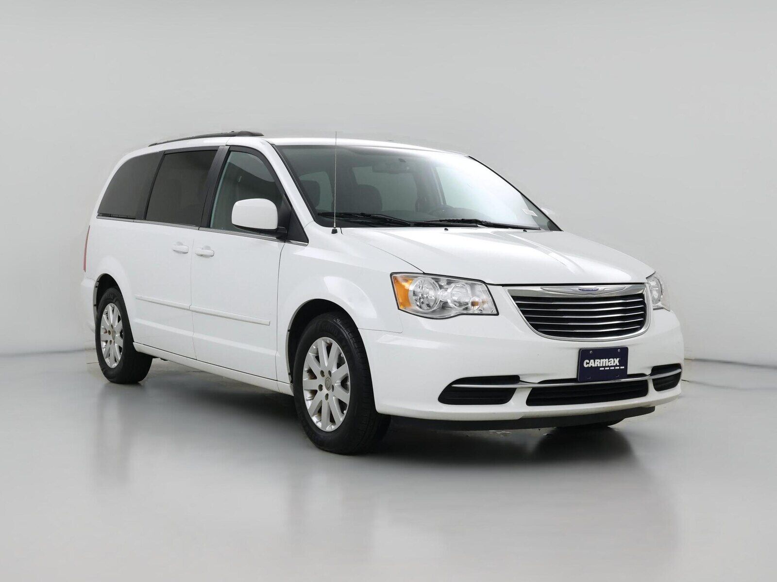 2015 CHRYSLER Town and Country