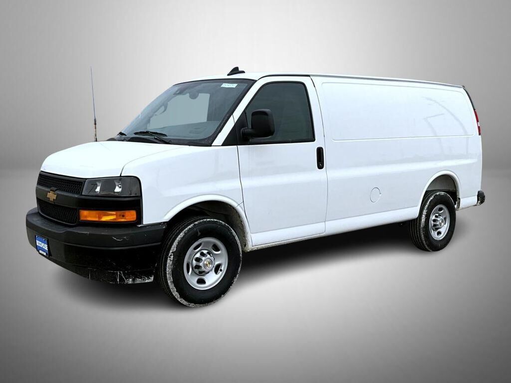 2025 CHEVROLET Express