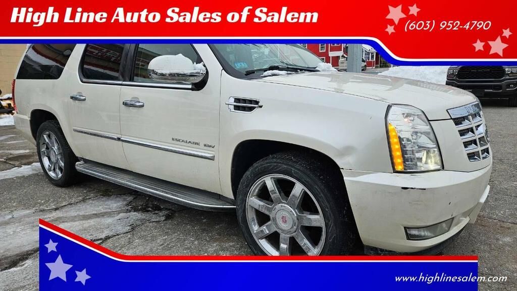 2011 CADILLAC Escalade