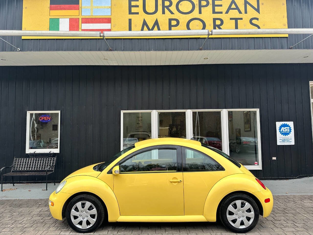 2005 VOLKSWAGEN Beetle