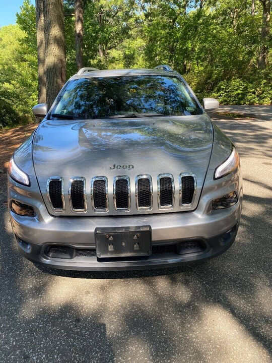 2017 JEEP Cherokee