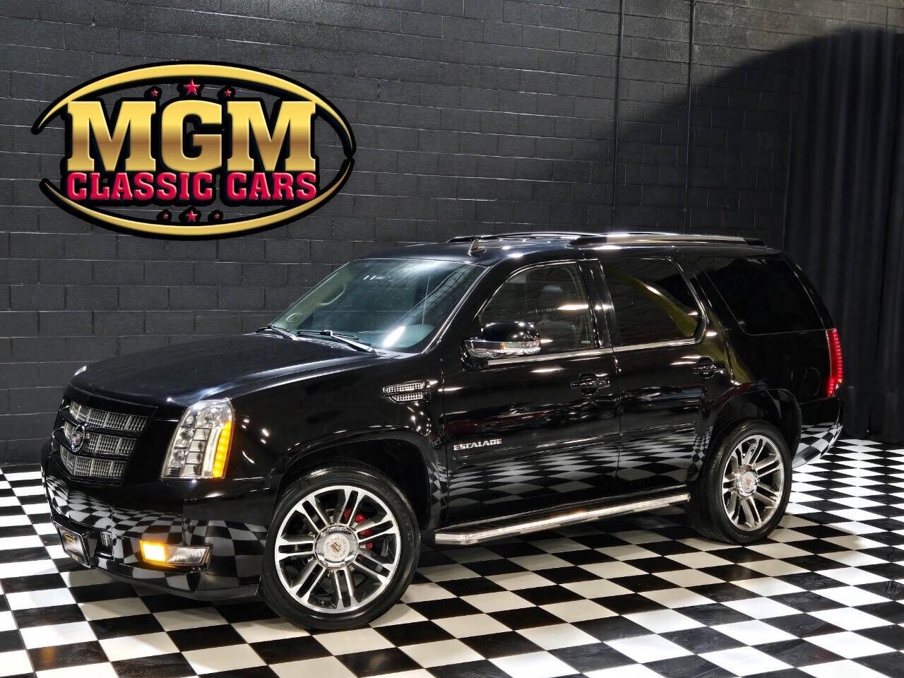 2013 CADILLAC Escalade