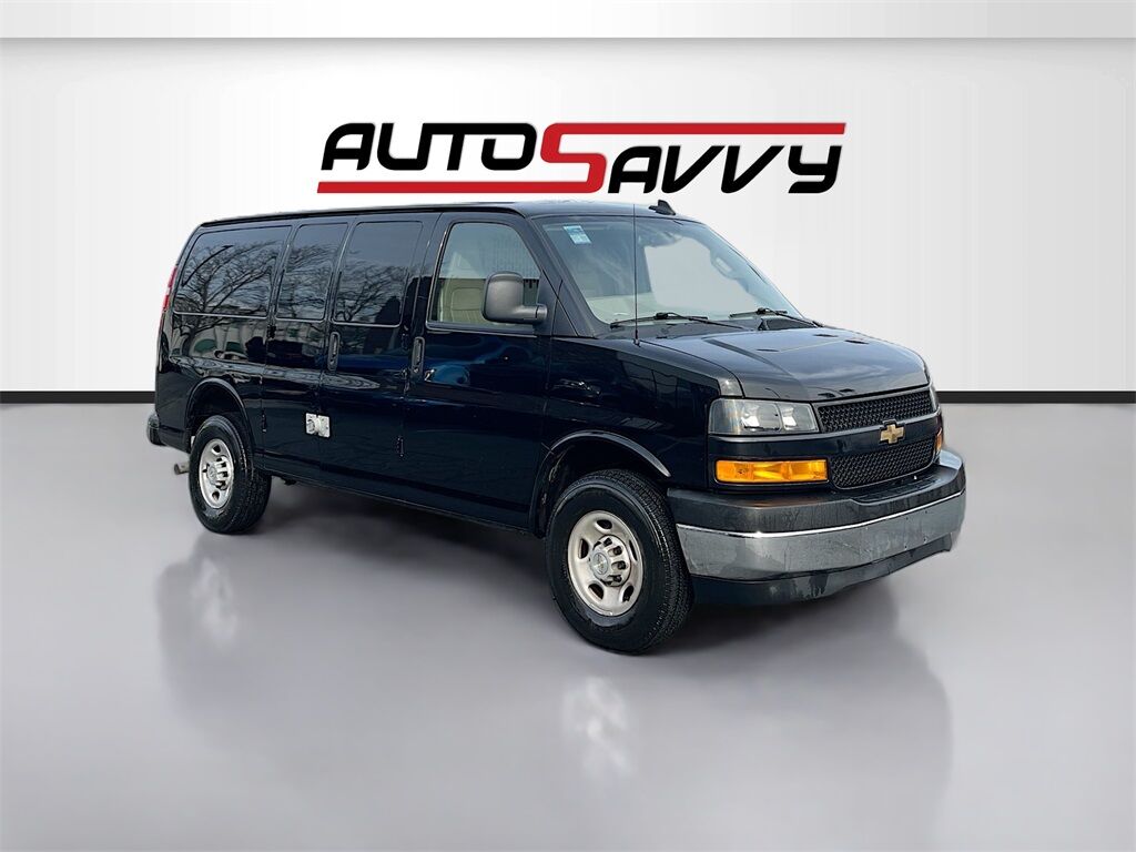 2024 CHEVROLET Express