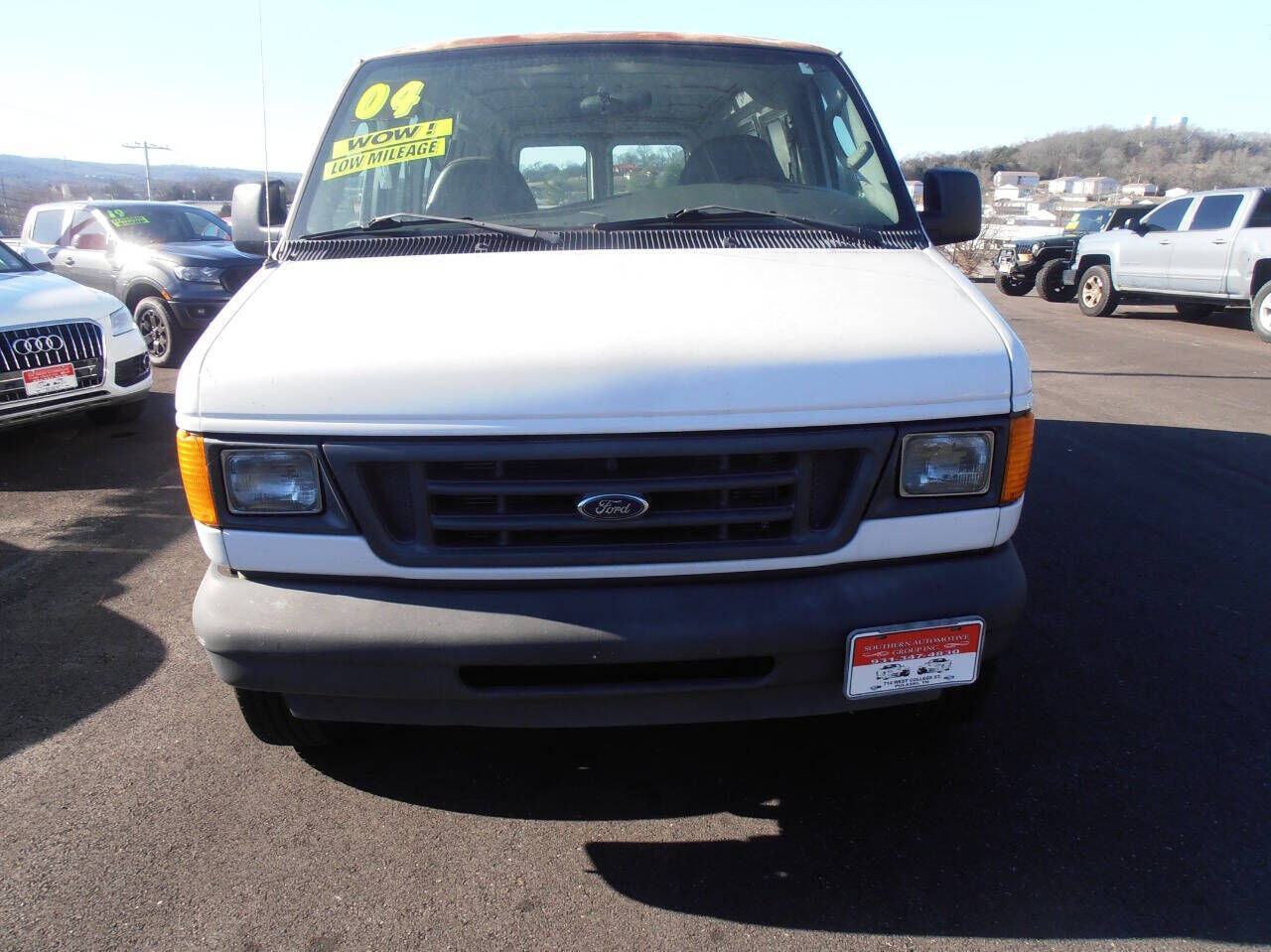 2004 FORD E-350