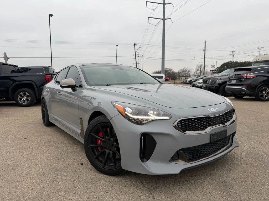 2022 KIA Stinger