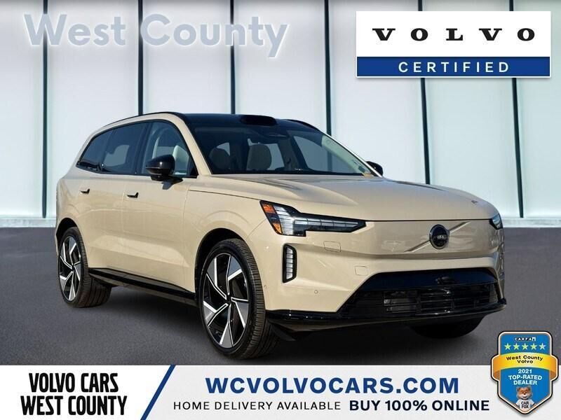 2025 VOLVO EX90