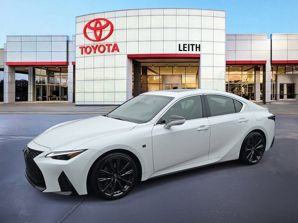 2025 LEXUS IS