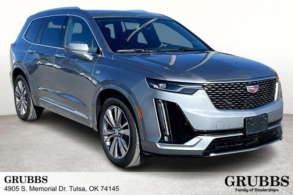 2025 CADILLAC XT6