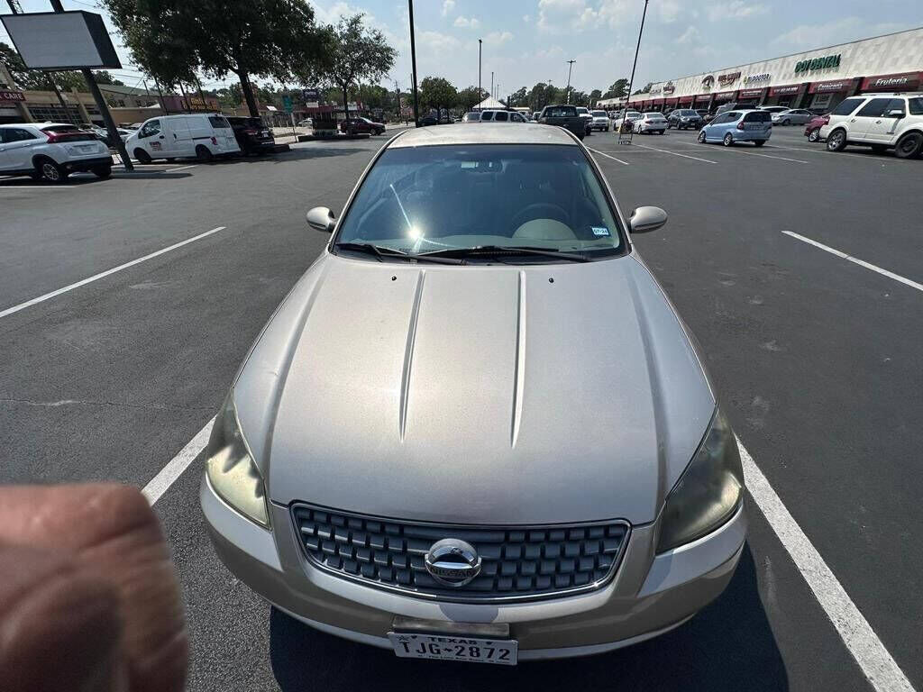 2005 NISSAN Altima