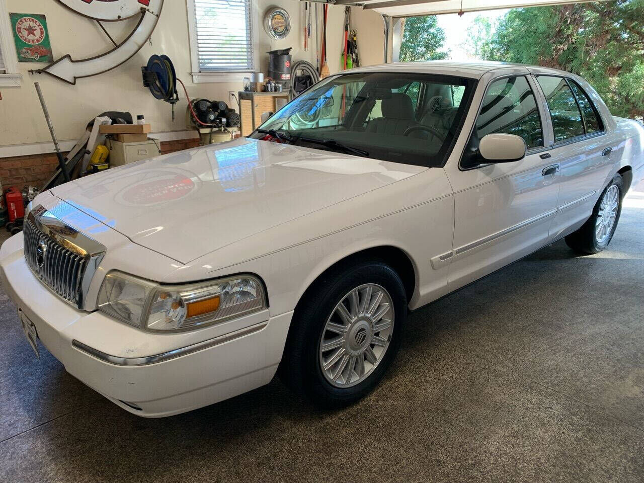 2008 MERCURY Grand Marquis