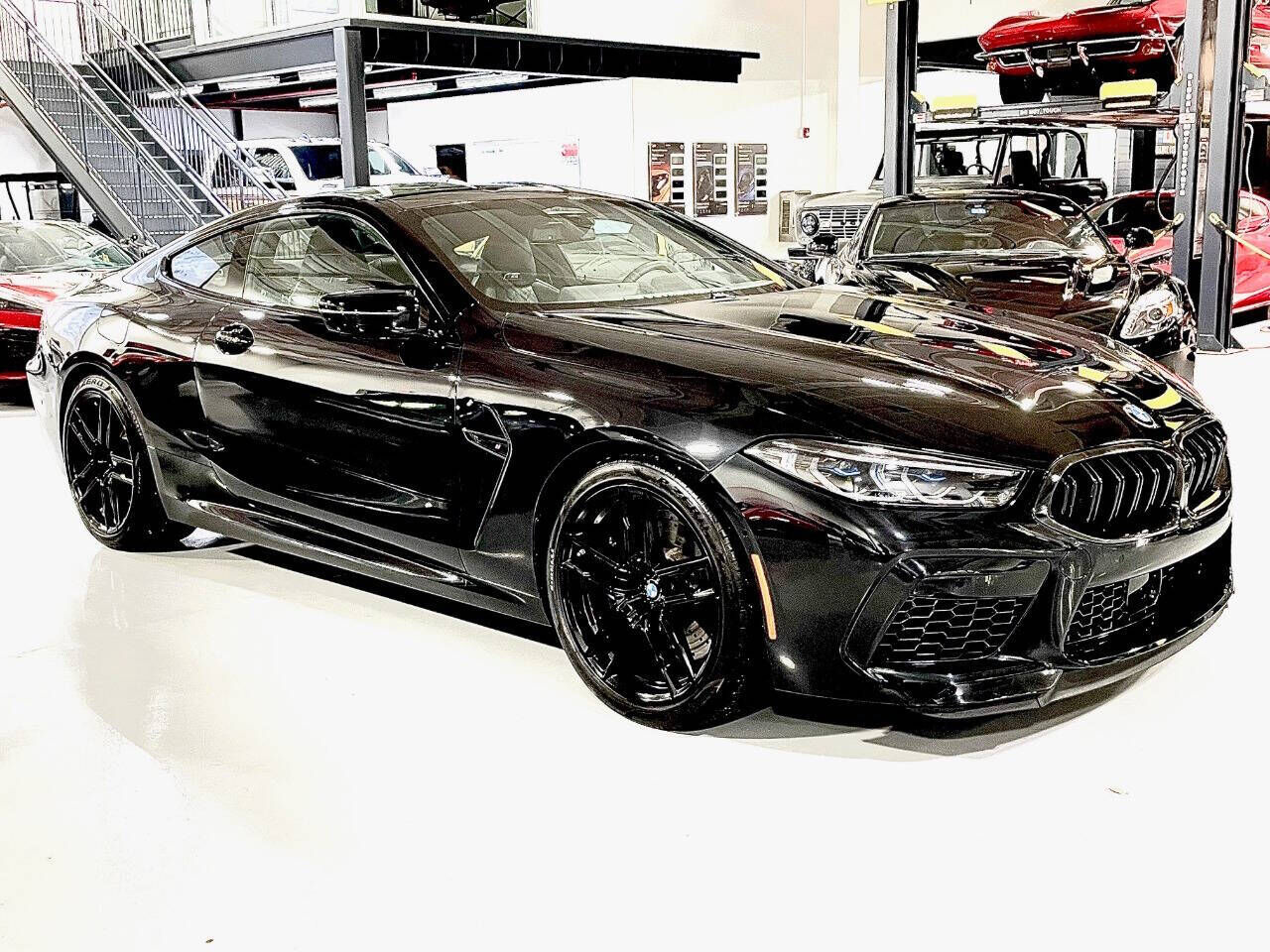 2024 BMW M8