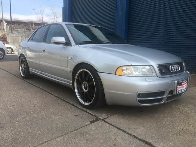 2000 AUDI S4