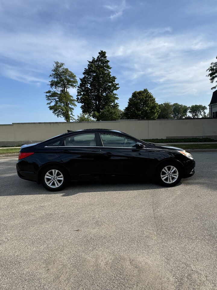 2013 HYUNDAI Sonata