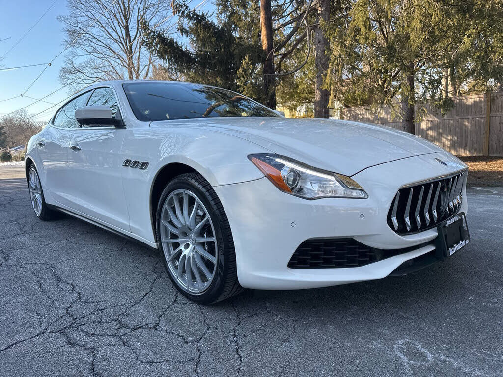2017 MASERATI Quattroporte